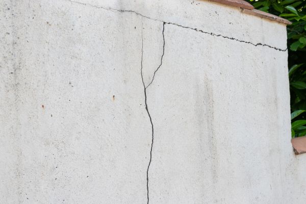 Foundation Crack Patching in Middletown
